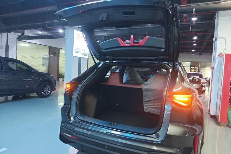 Used CHANGAN X5 PLUS 2026 Model, Second Generation, 1.5T Transcendence PRO