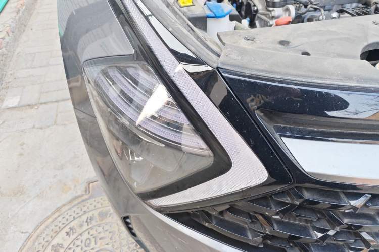 Used Kia Sportage (Chinese Domestic Model) 2023 2.0T Two-Wheel-Drive Prestige Edition