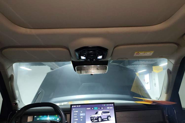 Used JETOUR Traveler 2023 2.0T All-Wheel-Drive CrossPRO Headliner