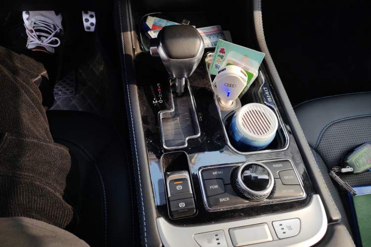 Used BAIC Off-Road BJ40 2019 2.3T Automatic Four-Wheel Drive Urban Hunter Edition Premium Model China VI Emission Standard
