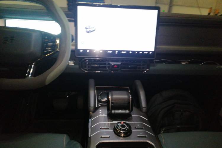 Used JETOUR Traveler 2023 1.5T Two-Wheel Drive Discovery PRO