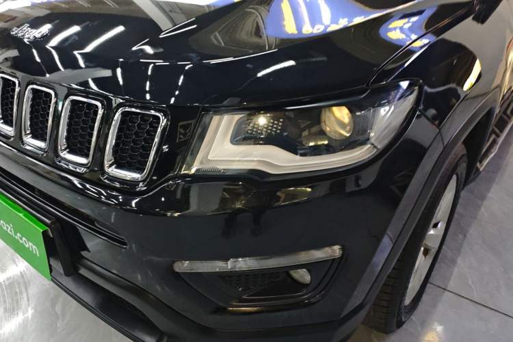 Used Jeep Compass 2017 200T Automatic Family Edition