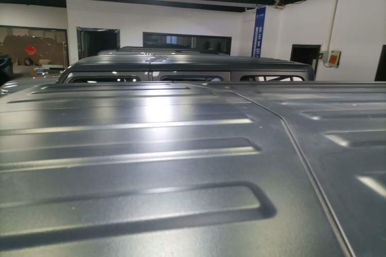 Used Jeep Wrangler 2019 2.0T Sahara Four-Door Version China VI Emission Standard Roof