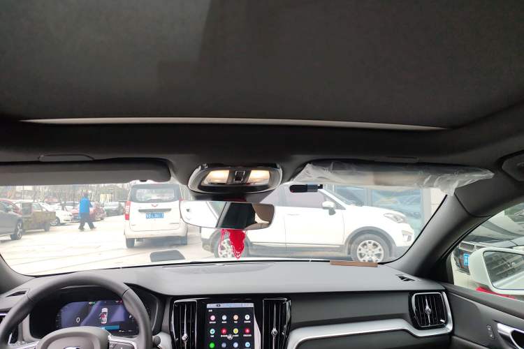 Used Volvo S60 2026 Model B4 Zhiyi Luxury Edition