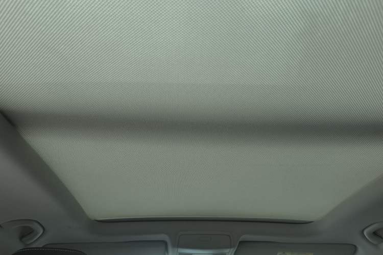 Used Volkswagen Tiguan 2016 280TSI Automatic Two-Wheel Drive Silk Road Comfort Edition Headliner