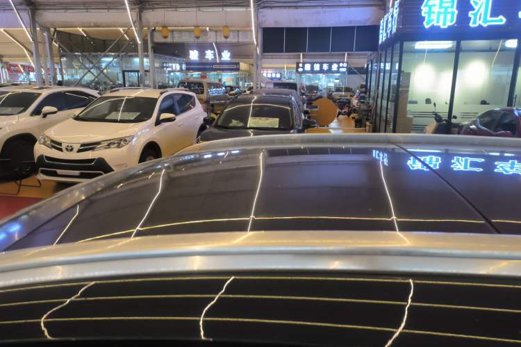 Used Mercedes-Benz GLC 2017 GLC 260 4MATIC Luxury Model
