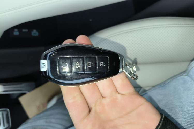 Used Denza N9 2025 Flagship Model