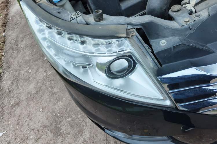 Used JAC Refine M5 2013 2.0T Gasoline Automatic Business Edition