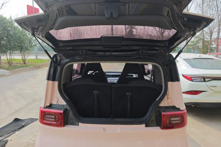 Used Wuling Hongguang MINIEV 2021 Macaron Premium Model – Lithium Iron Phosphate