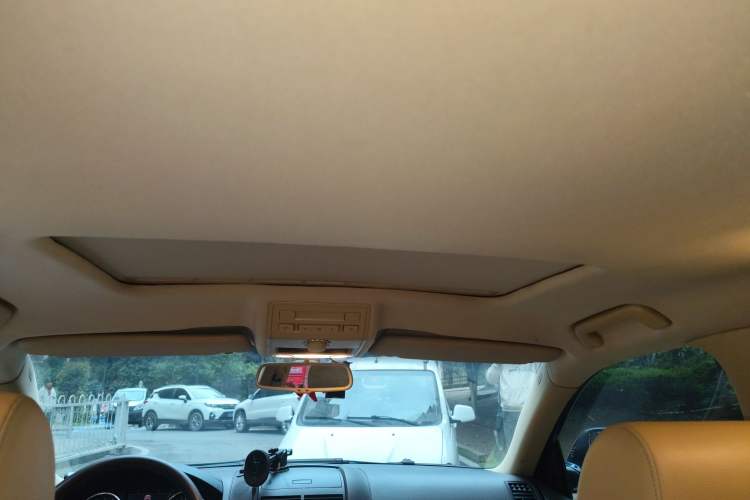 Used Volkswagen Touareg 2009 3.0T Diesel Luxury Version Headliner