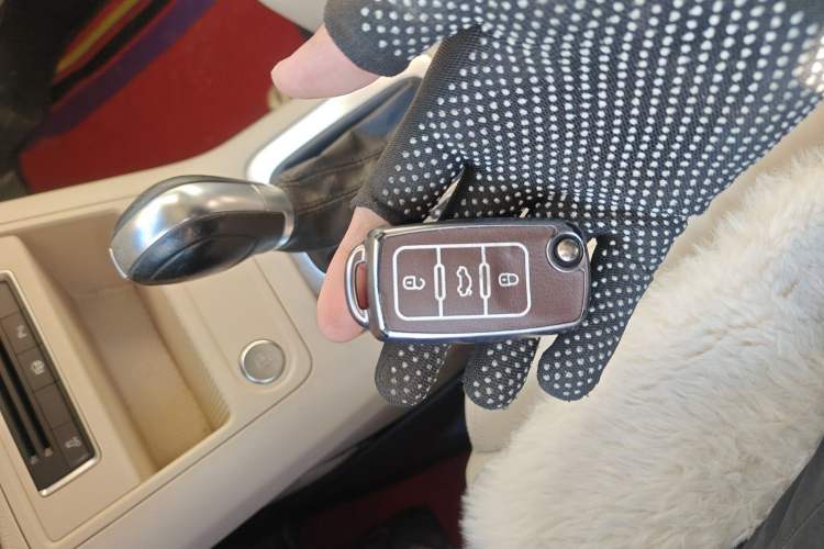 Used Volkswagen Tiguan 2013 2.0 TSI Automatic All-Wheel-Drive Flagship Edition