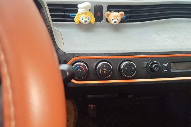 Used Wuling Hongguang MINIEV 2021 Macaron Premium Model – Lithium Iron Phosphate