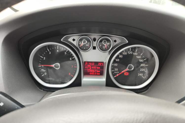 Used Ford Focus 2013 Sedan Classic 1.8L Automatic Fashion Edition
