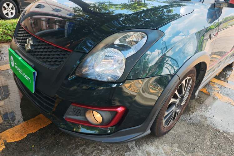 Used Suzuki Swift 2016 1.5L Automatic Fashionable Coolplay Edition
