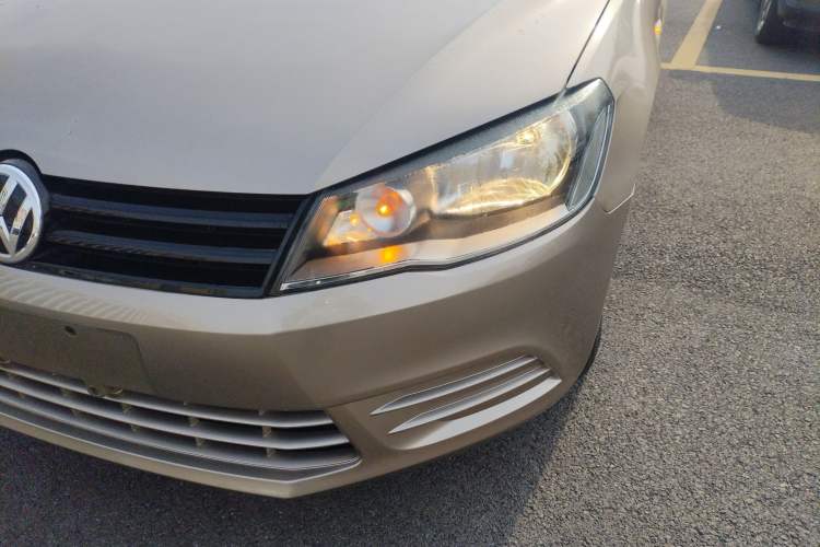 Used Volkswagen Jetta 2015 Zhuihui Edition 1.4L Manual Fashion Model