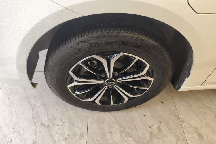 Used Roewe i6 MAX New Energy 2023 EV 420 Skyroof Special Edition Left Front Wheel Hub