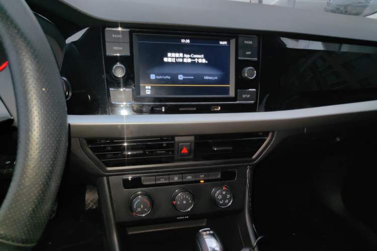 Used Volkswagen Lavida 2019 280TSI DSG Comfort Edition China VI standard Audio And AC Panel