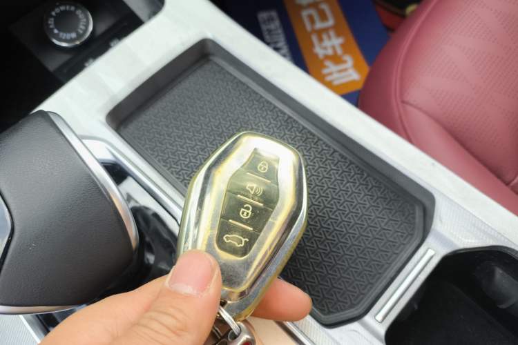 Used JETOUR X70 PLUS 2023 1.5T DCT Brave PLUS 5-Seater Interior 1