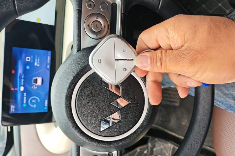 Used Wuling Bingo 2024 333 km Enjoyment Version Vehicle Key