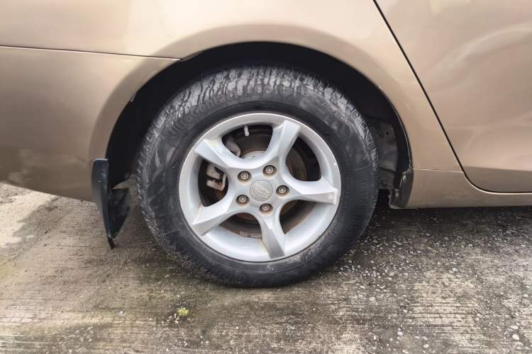 Used Geely Auto Classic Emgrand 2013 Sedan 1.5L Manual Entry-Level Model