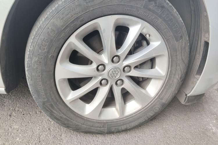 Used Buick GL8 2018 ES 28T Comfort Model China VI Standard