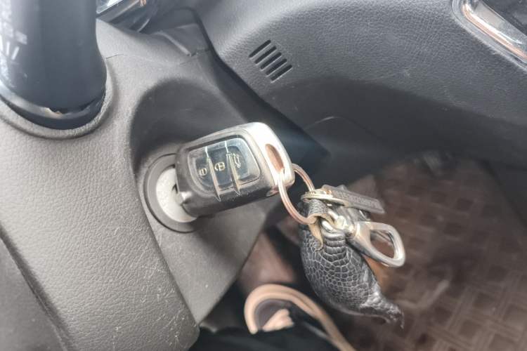 Used Soueast DX5 2019 1.5L Manual Luxury Version Vehicle Key