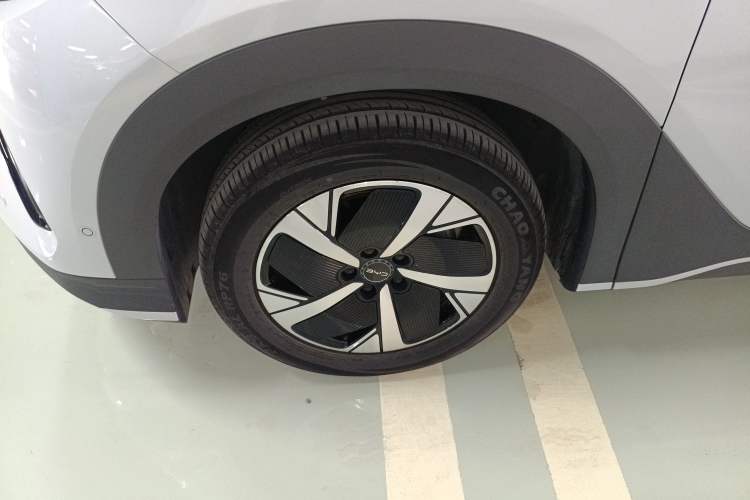 Used BYD Sealion 05 EV 2025 520 km Smart Cruise Version Left Front Wheel Hub