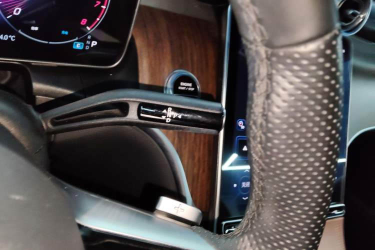 Used Mercedes-Benz GLC 2023 GLC 300 L 4MATIC Dynamic Edition 5-seater