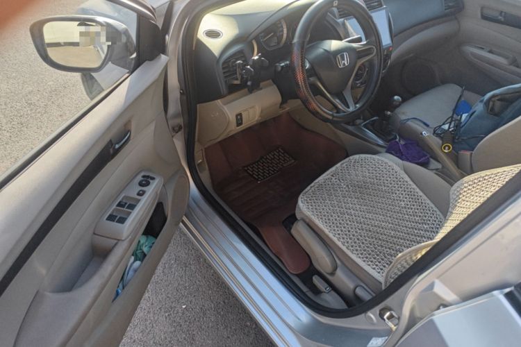 Used Honda City Classic 2012 1.5L manual Comfort version