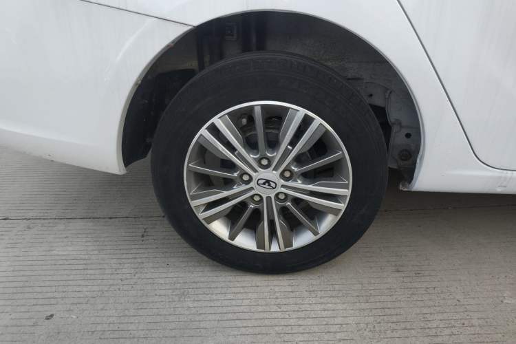 Used Cowin E3 2018 1.5L Automatic Luxury Version
