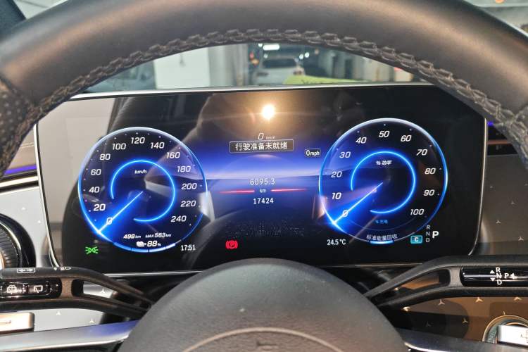 Used Mercedes-Benz EQE SUV 2023 500 4MATIC Special Edition Instrument Cluster