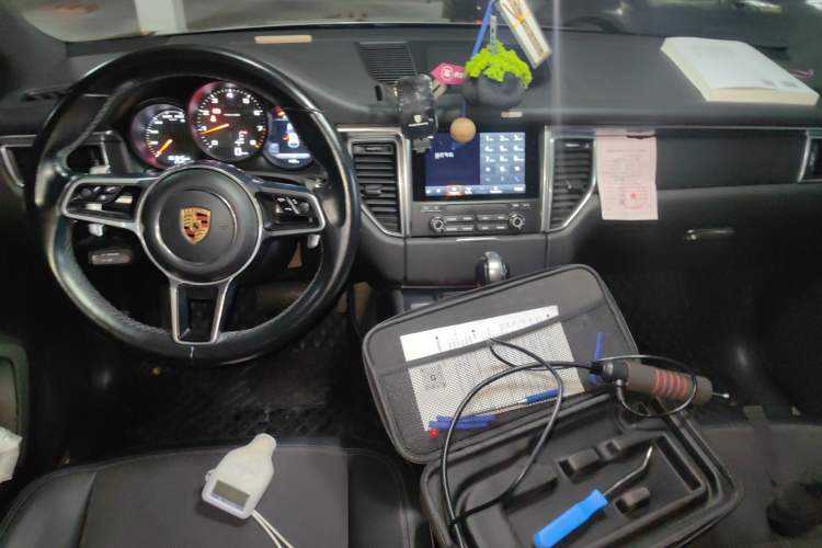 Used Porsche Macan 2016 Macan 2.0T