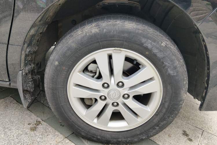 Used FORTHING M7 2021 1.8T Manual Luxury Model Right Front Wheel Hub