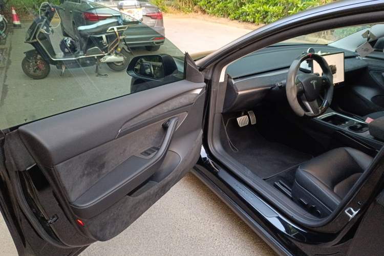 Used Tesla Model 3 2021 Revised Version II – Performance High-Performance All-Wheel-Drive Edition