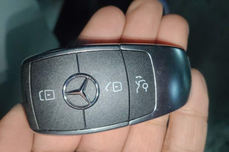 Used Mercedes-Benz GLC 2022 Facelifted GLC 260 L 4MATIC Dynamic Edition Vehicle Key