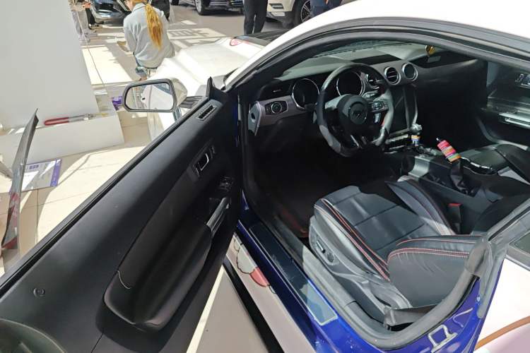 Used Ford Mustang 2015 2.3T Performance Edition