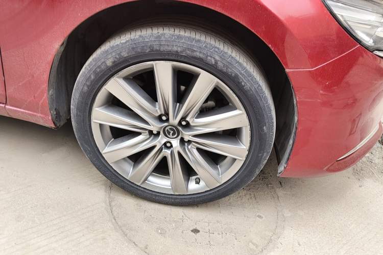 Used Mazda Atenza 2020 2.5L Skyline Sport Edition Right Front Wheel Hub