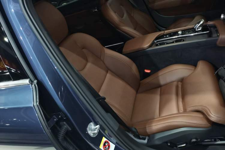 Used Volvo S90 2023 B5 Luxury Smart Edition