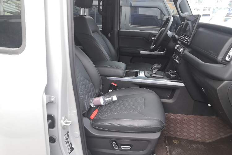 Used 212 T01 2025 Model 2.0T Diesel
