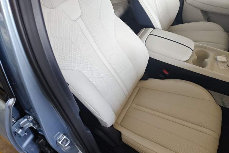 Used ARCFOX T1 2025 Model 425 PRO
