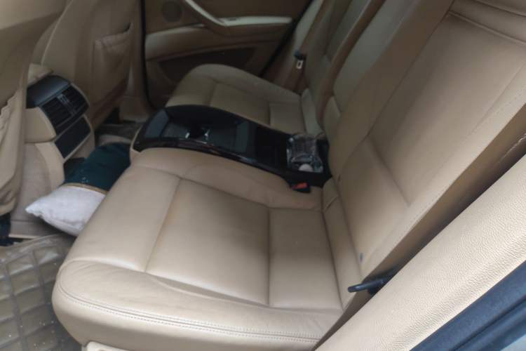 Used BMW X6 2011 xDrive35i
