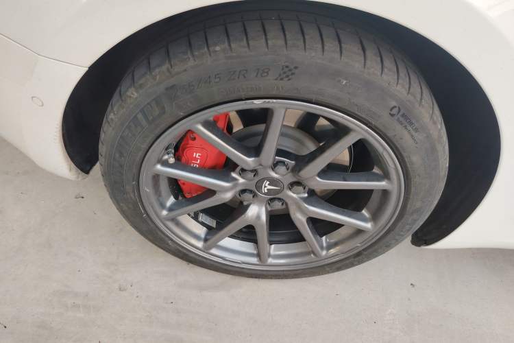 Used Tesla Model 3 2020 Standard Range Rear-Wheel Drive Upgraded Version Right Rear Wheel Hub