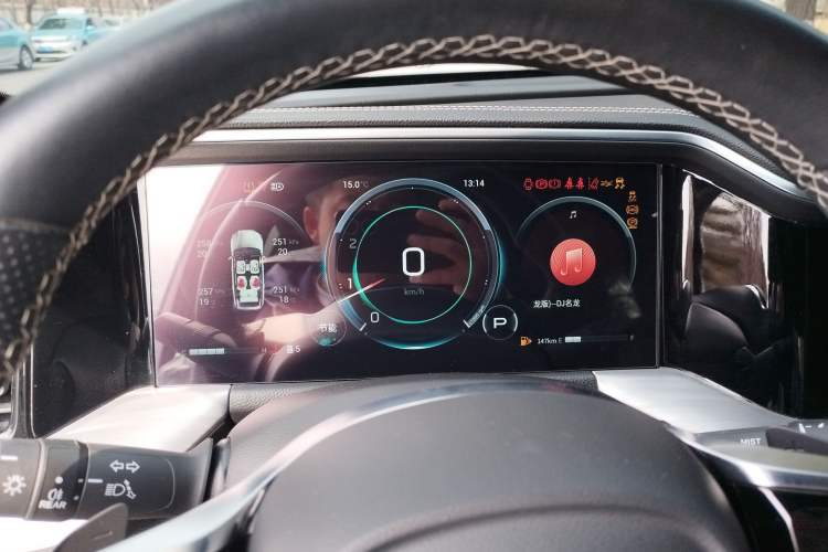 Used GAC Trumpchi GS8 2022 Linghang Series 2.0 TGDI Two-Wheel Drive Luxury Smart Connectivity Version (6 Seats) Instrument Cluster