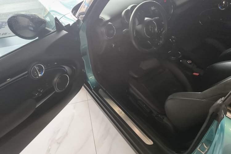 Used MINI MINI 2017 1.5T COOPER CABRIO Freedom Edition