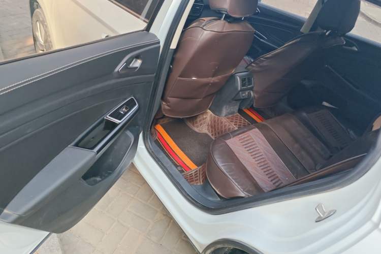 Used Jetta VS7 2021 1.4T Automatic Entry Model Interior 4