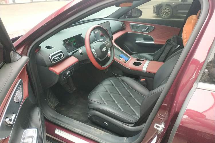 Used Chery Fulwin A9L 2025 Model, Four-Wheel Drive High-Energy Peak Edition
