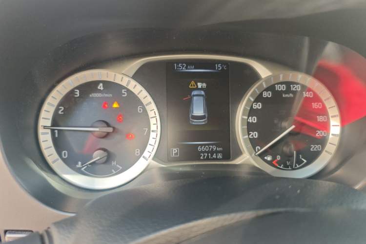 Used Nissan Terra 2020 2.5L XL Upper Automatic Two-Wheel Drive Luxury Edition
