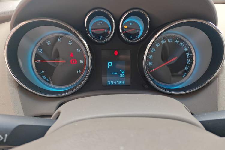 Used Buick GT 2012 GT 1.6L Automatic Comfort Edition Instrument Cluster