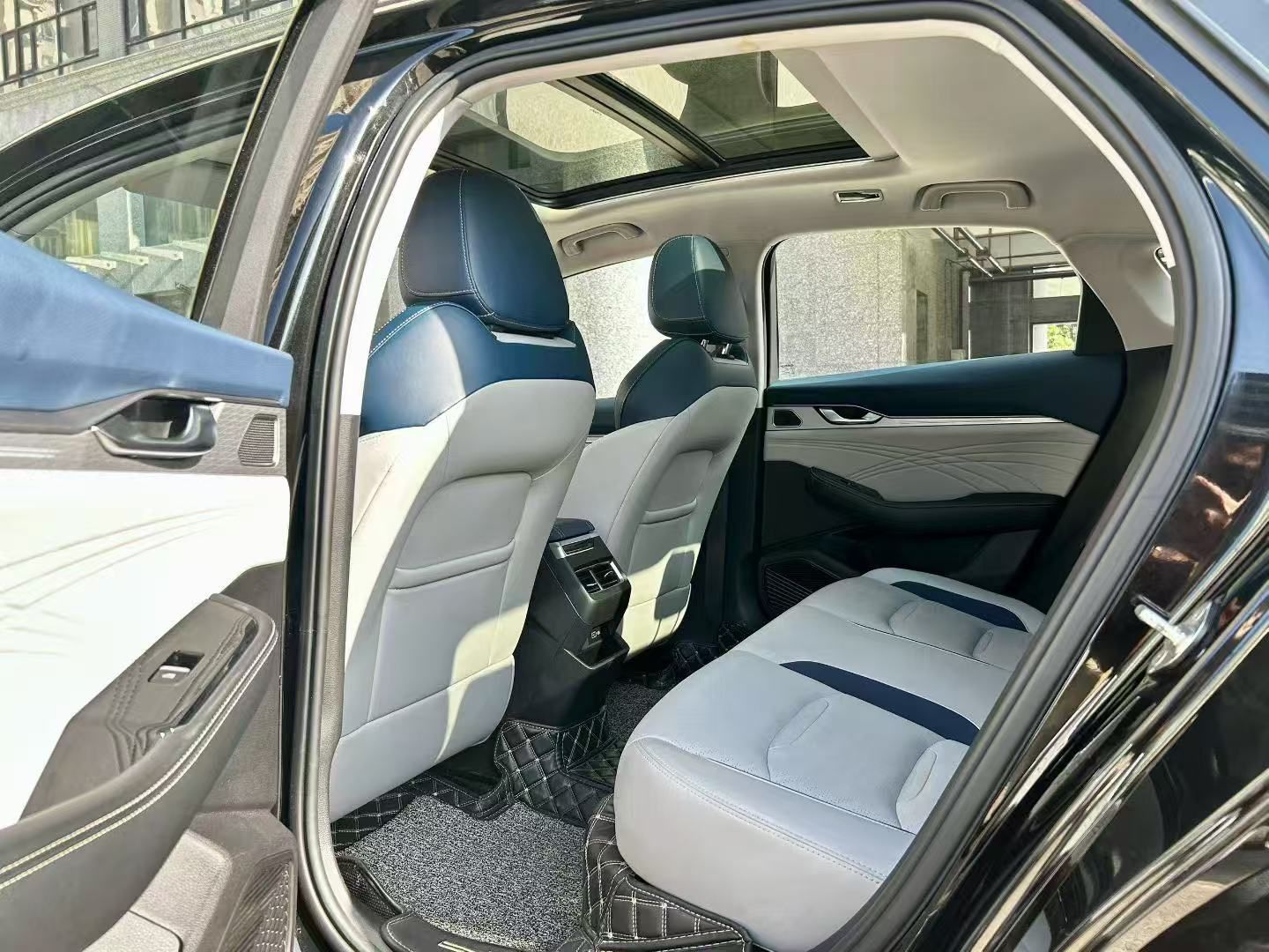 Geely Auto Preface 2021 Revised Version 2.0TD Luxury Edition — снимка 20