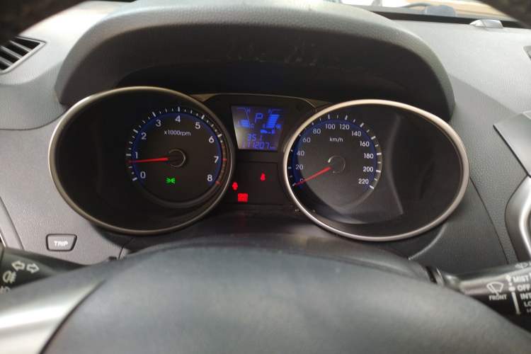 Used Hyundai ix35 2010 2.0L Automatic Two-Wheel Drive Elite Edition GLS